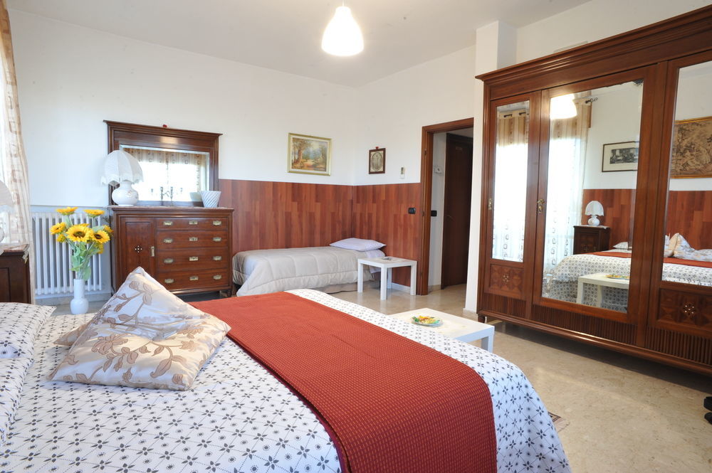 בארי Bed And Breakfast Diana מראה חיצוני תמונה