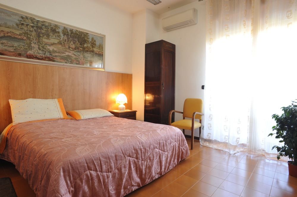 בארי Bed And Breakfast Diana מראה חיצוני תמונה
