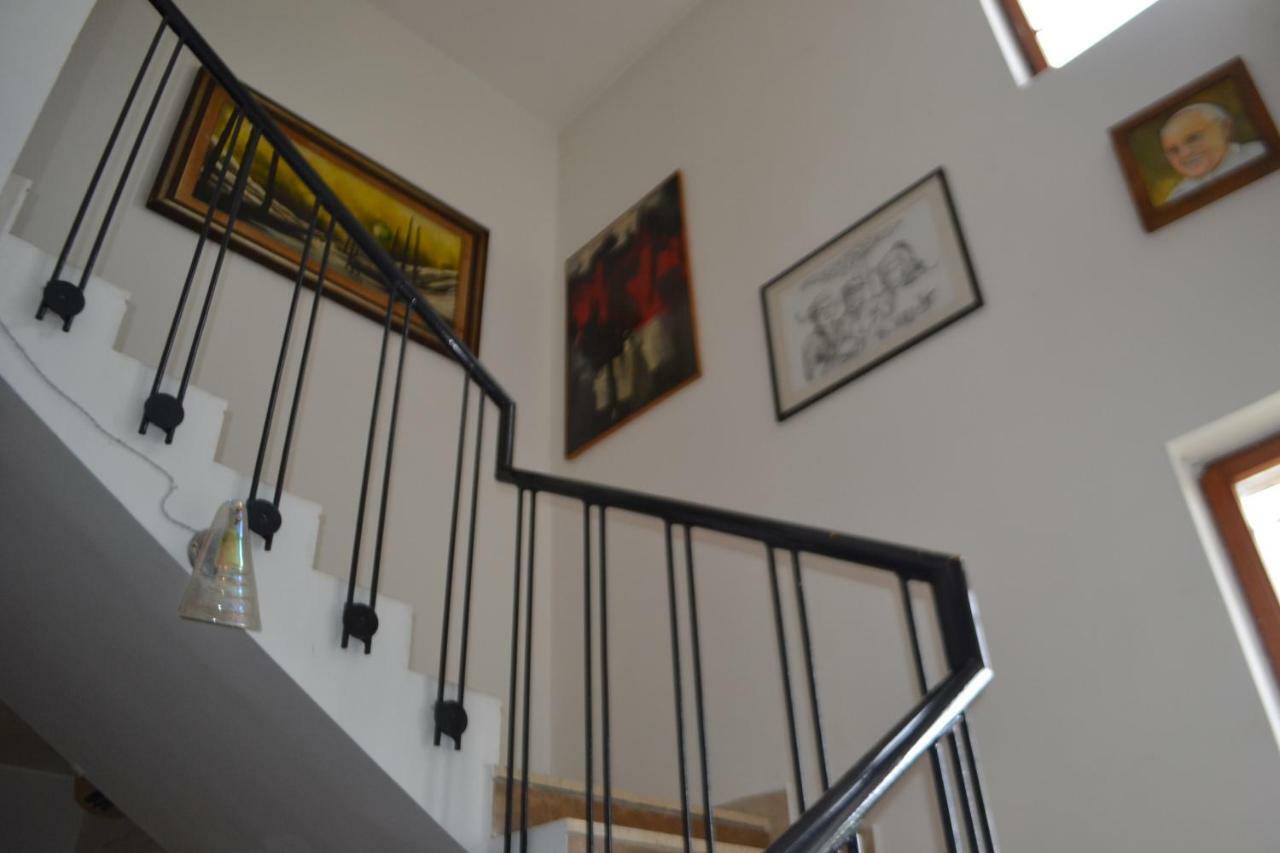 בארי Bed And Breakfast Diana מראה חיצוני תמונה