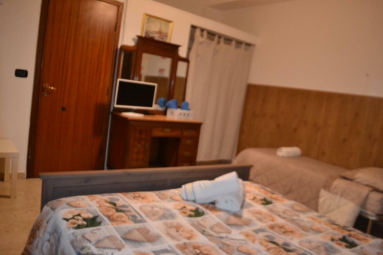 בארי Bed And Breakfast Diana מראה חיצוני תמונה