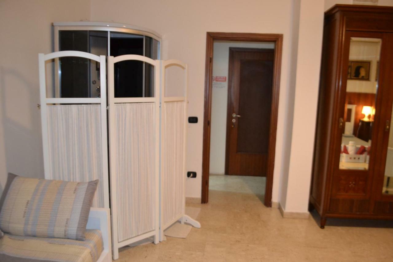 בארי Bed And Breakfast Diana מראה חיצוני תמונה