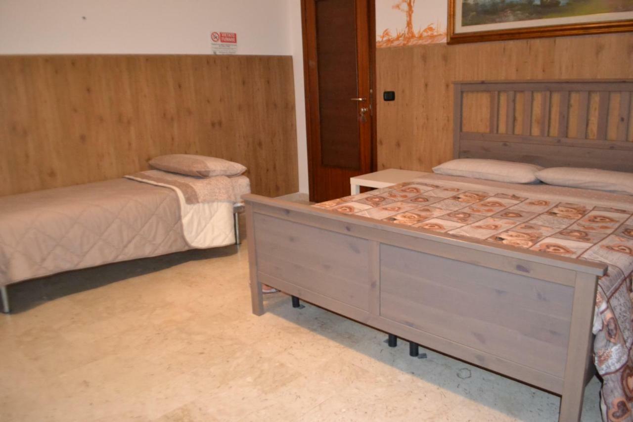בארי Bed And Breakfast Diana מראה חיצוני תמונה