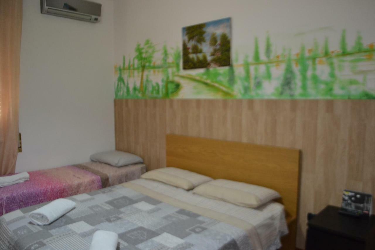 בארי Bed And Breakfast Diana מראה חיצוני תמונה