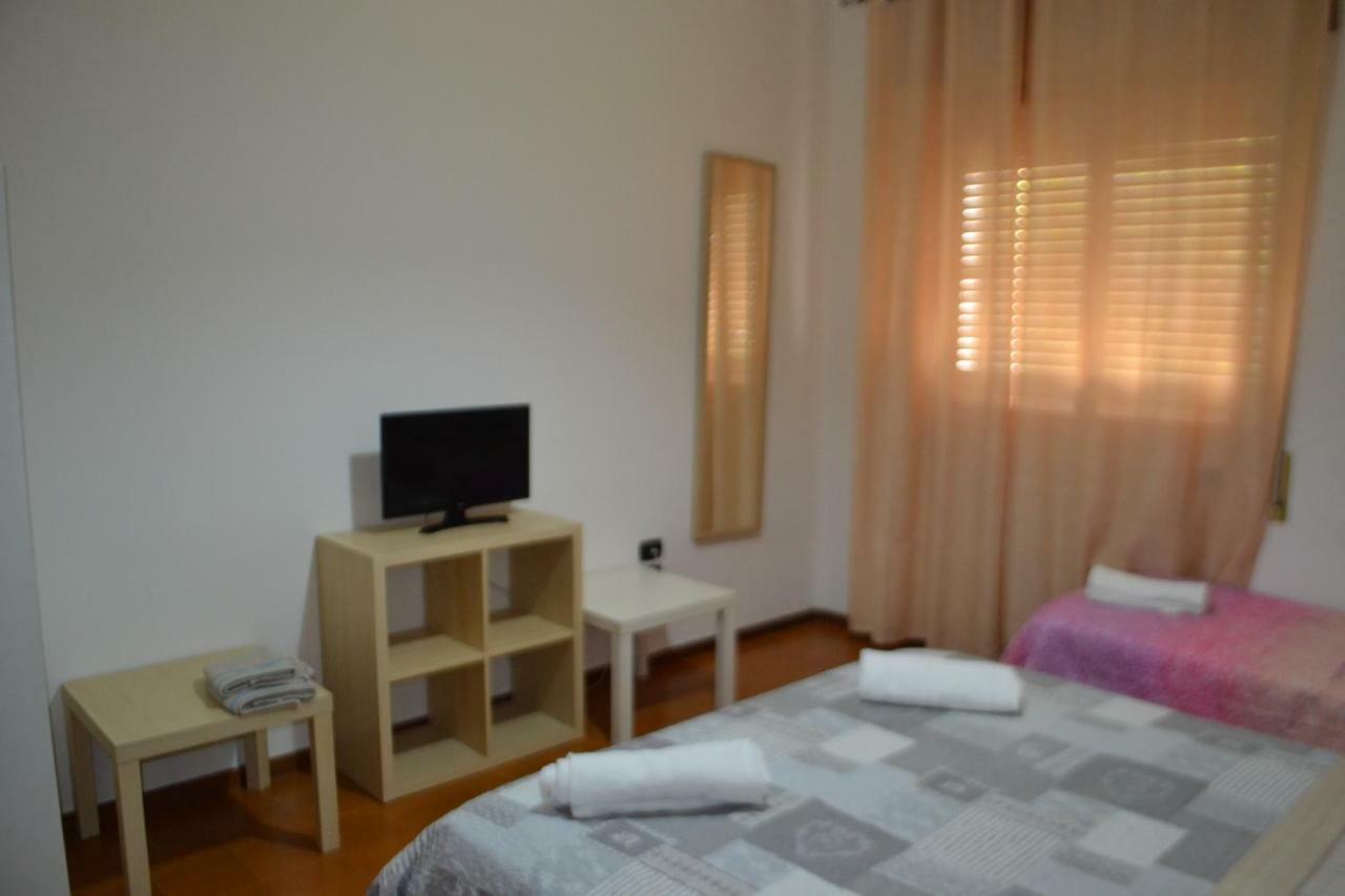 בארי Bed And Breakfast Diana מראה חיצוני תמונה